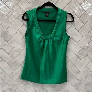 Spense Vibrant Green Sleeveless Blouse
